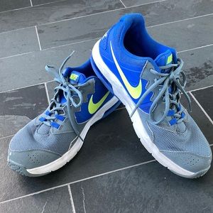 Nike Mens Air Max Crusher 2 Sneakers EUC